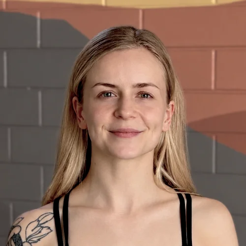 Ella G yogafusion Yoga Teacher