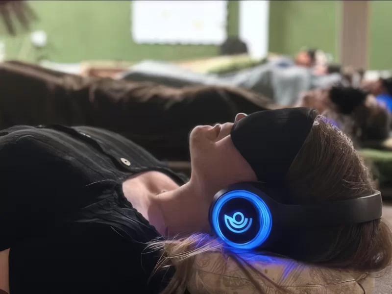 9D Breathwork combines the amazing power of your breath with an immersive 9-dimensional sound experience.