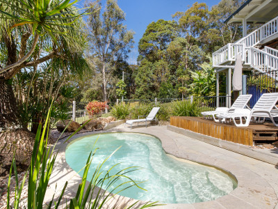 Yoga Retreat main Pool